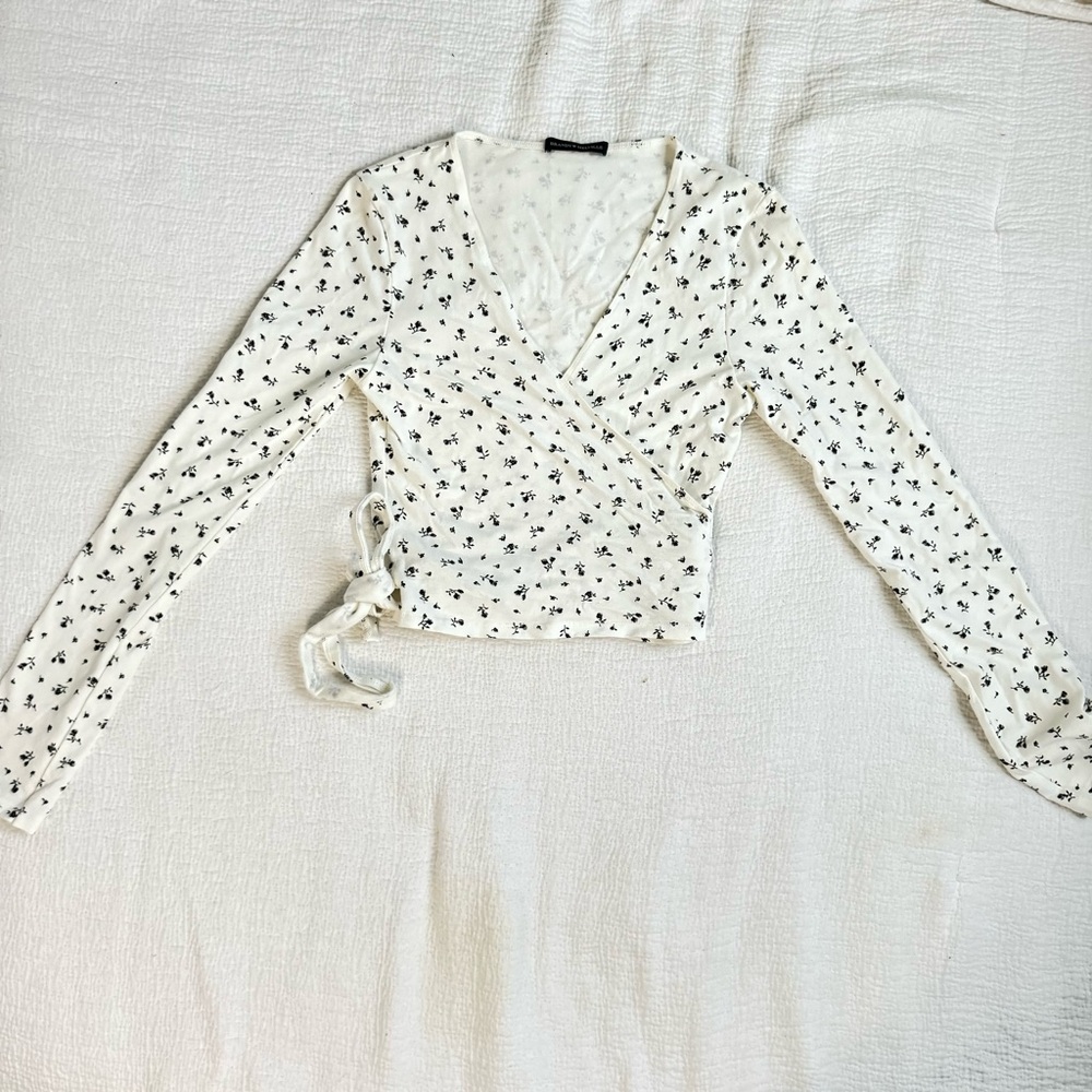Brandy Melville Floral Wrap Top